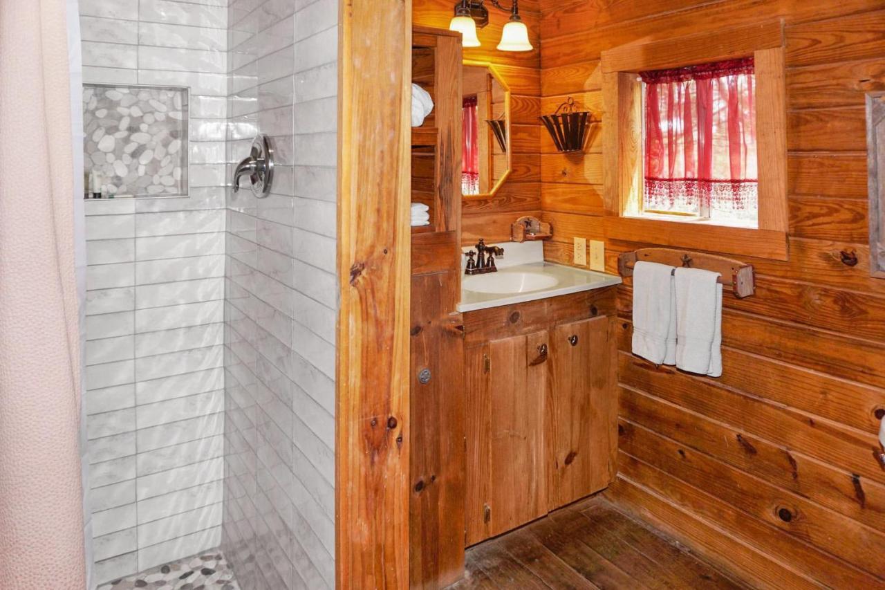 Cozy Cabin ウィンバリー エクステリア 写真