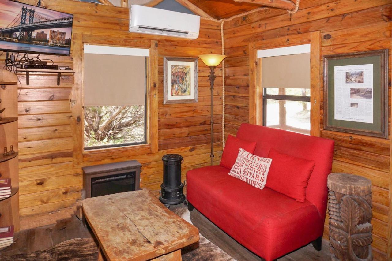 Cozy Cabin ウィンバリー エクステリア 写真